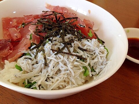 しらすマグロ丼